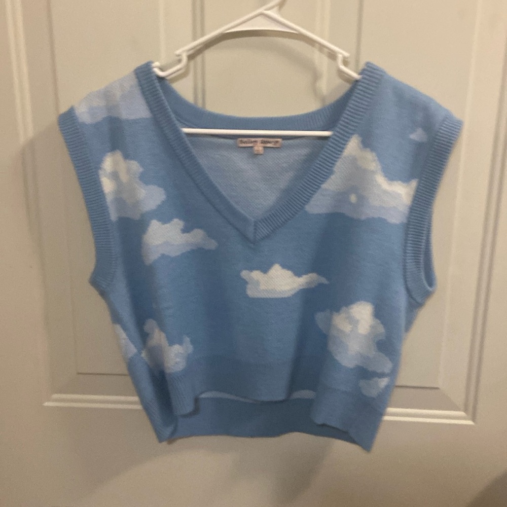Cloud-Print V-Neck Sweater Vest in Light Blue
